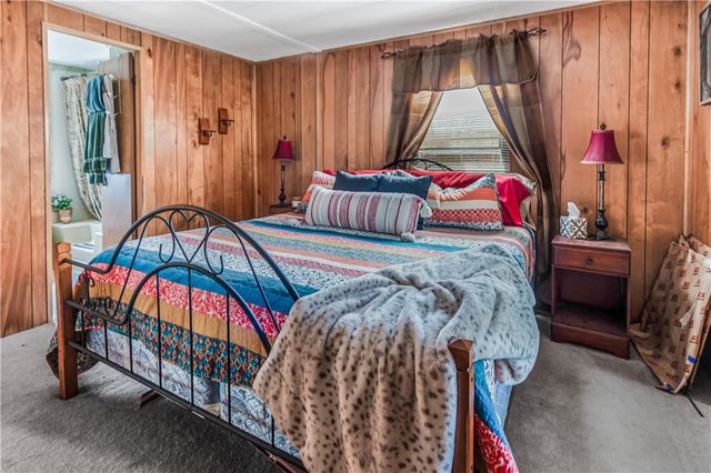 376 Loganberry Road, Somerville, TX 77879