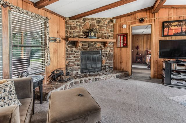 376 Loganberry Road, Somerville, TX 77879