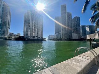 300 S Biscayne Blvd PH-3907, Miami, FL 33131