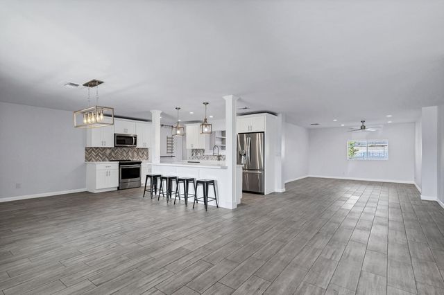 3046 E Glenrosa Avenue, Phoenix, AZ 85016
