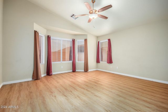 11365 E Downing Circle, Mesa, AZ 85207