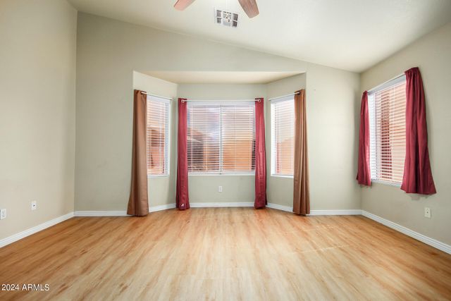 11365 E Downing Circle, Mesa, AZ 85207