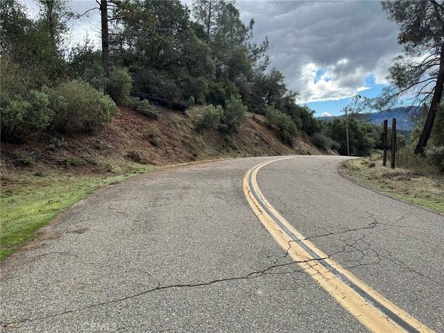 0 Jean Road E, Oakhurst, CA 93644