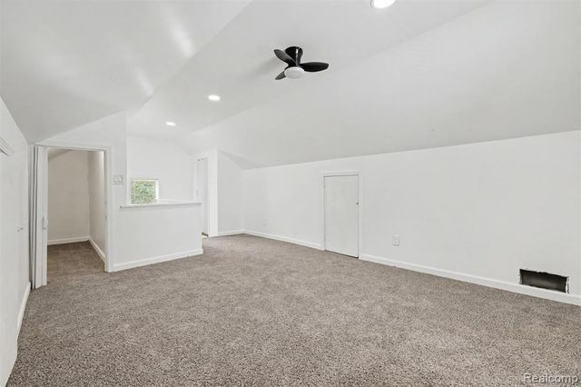 19341 Oakfield Street, Detroit, MI 48235