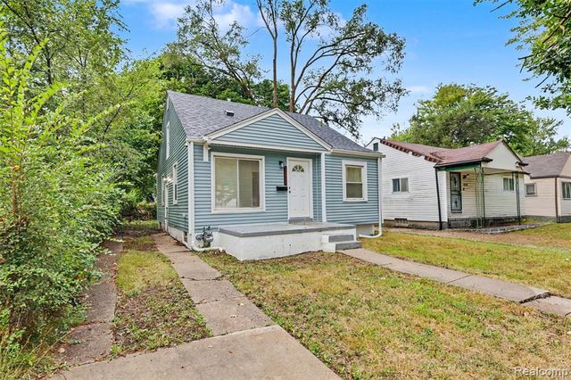 19341 Oakfield Street, Detroit, MI 48235