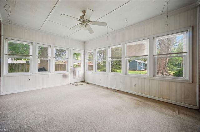 6 Broda CT, Portsmouth, VA 23701