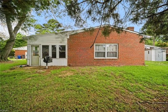 6 Broda CT, Portsmouth, VA 23701