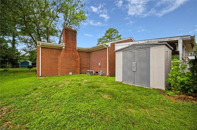 6 Broda CT, Portsmouth, VA 23701