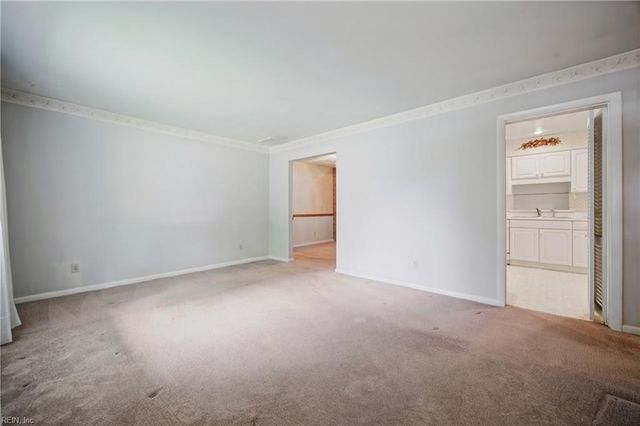 6 Broda CT, Portsmouth, VA 23701