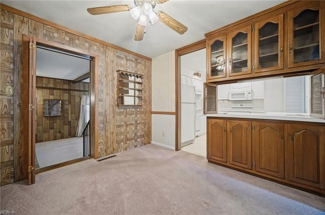 6 Broda CT, Portsmouth, VA 23701