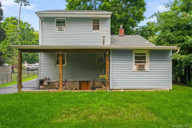 35 Lake Drive, Greenwood Lake, NY 10925