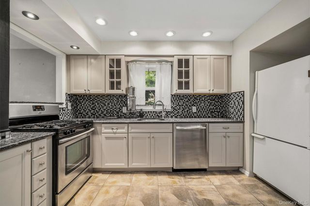 35 Lake Drive, Greenwood Lake, NY 10925