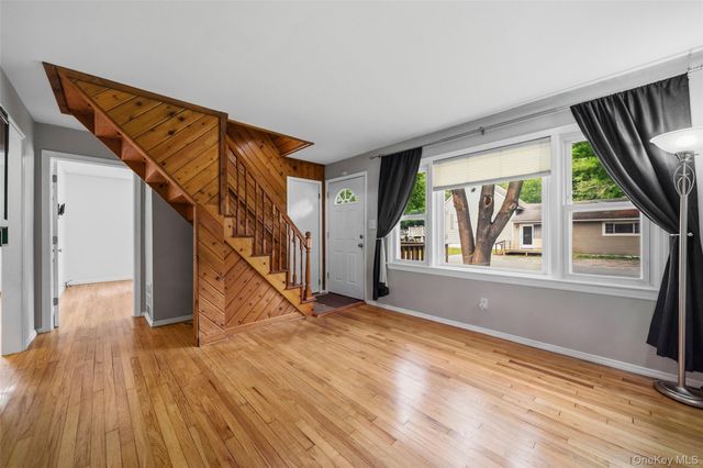 35 Lake Drive, Greenwood Lake, NY 10925