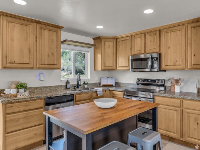 9880 S FLORENCE WAY, South Jordan, UT 84095