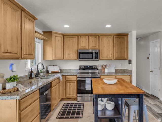 9880 S FLORENCE WAY, South Jordan, UT 84095