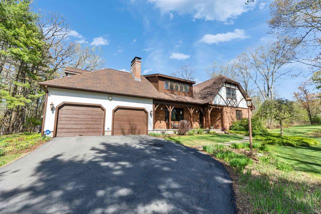 6 Nancy Lane, Hooksett, NH 03106