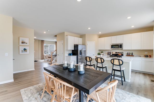 3841 Meadowridge Drive, Woodstock, IL 60098