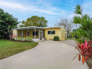 1465 6th Avenue, Vero Beach, FL 32960