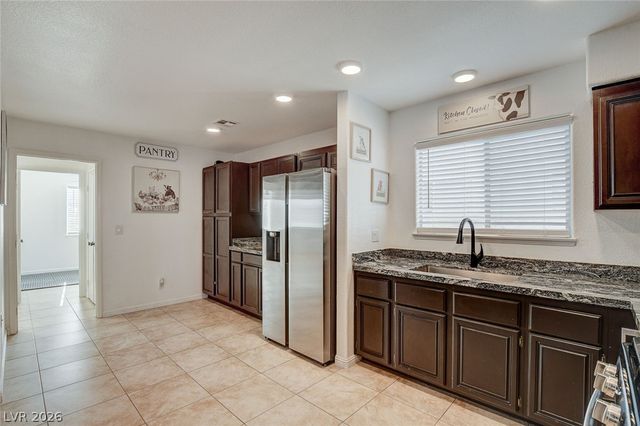 4834 Spring Falls Way, North Las Vegas, NV 89031