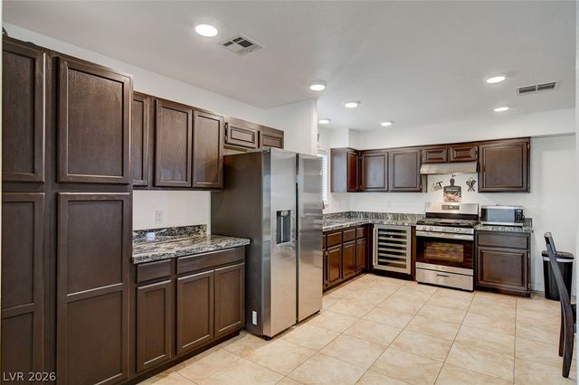 4834 Spring Falls Way, North Las Vegas, NV 89031