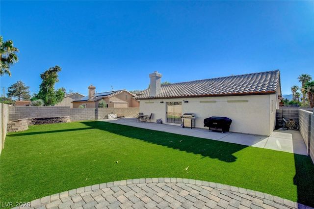 4834 Spring Falls Way, North Las Vegas, NV 89031