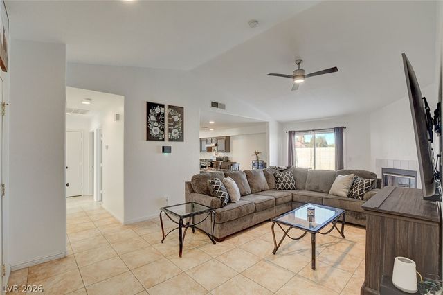 4834 Spring Falls Way, North Las Vegas, NV 89031