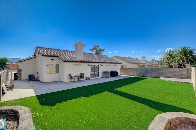 4834 Spring Falls Way, North Las Vegas, NV 89031