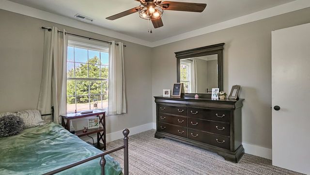 710 Hatcher Dr, Fayetteville, TN 37334