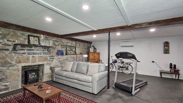 710 Hatcher Dr, Fayetteville, TN 37334