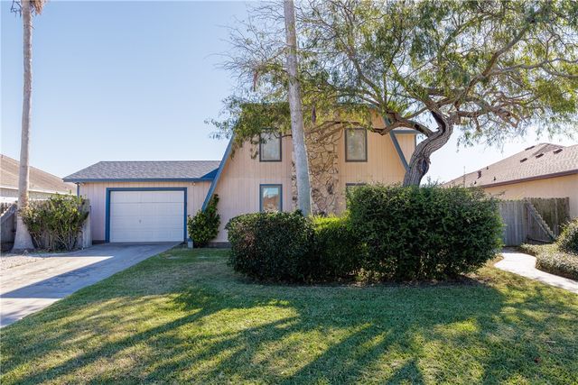 13813 Flintlock Dr, Corpus Christi, TX 78418