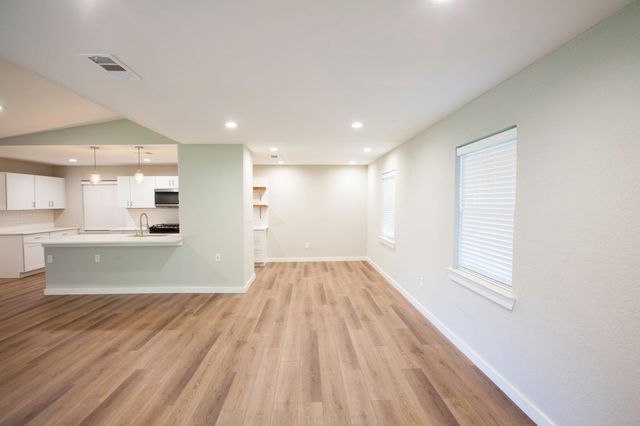 3346 Townsend Drive, Dallas, TX 75229