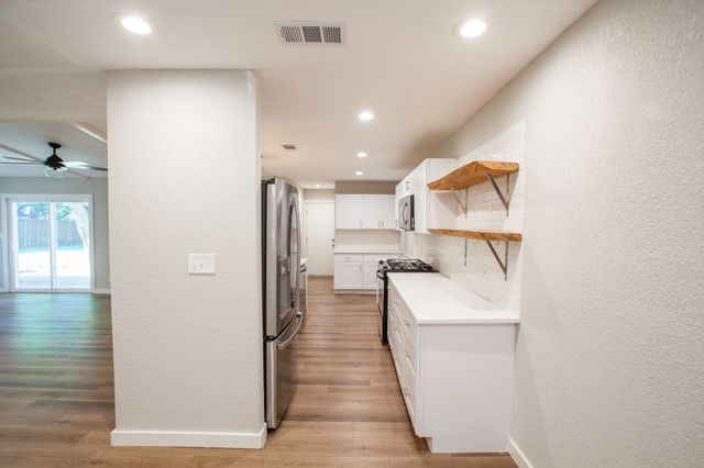 3346 Townsend Drive, Dallas, TX 75229