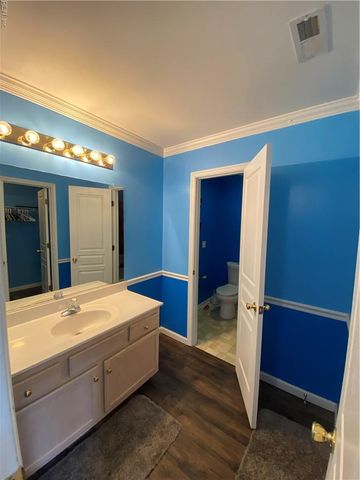 217 W Gilbert ST, Hampton, VA 23669