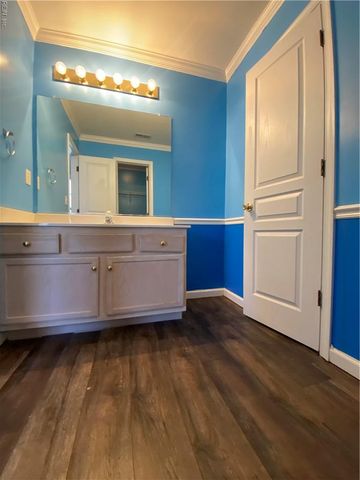 217 W Gilbert ST, Hampton, VA 23669