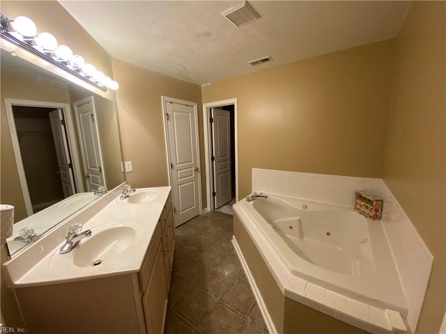 217 W Gilbert ST, Hampton, VA 23669