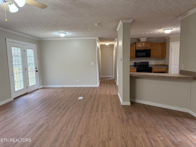 545 E Brushy Valley Drive, Powell, TN 37849