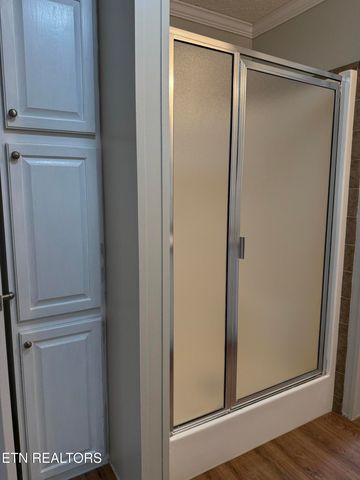 545 E Brushy Valley Drive, Powell, TN 37849