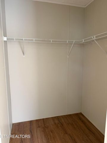 545 E Brushy Valley Drive, Powell, TN 37849