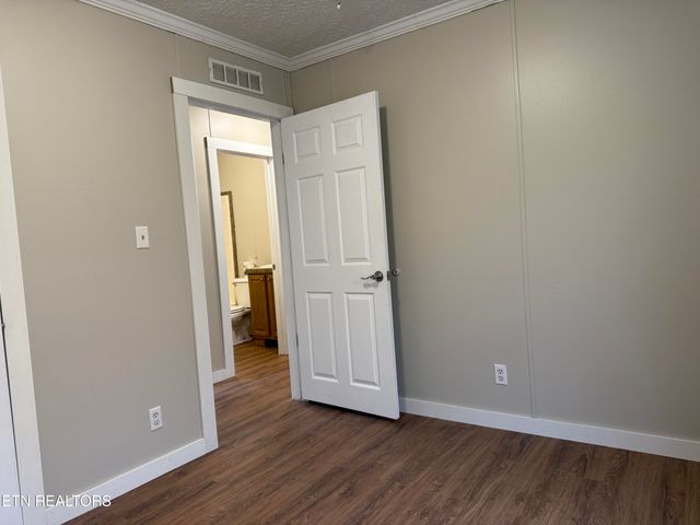 545 E Brushy Valley Drive, Powell, TN 37849