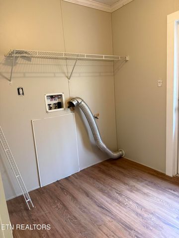 545 E Brushy Valley Drive, Powell, TN 37849