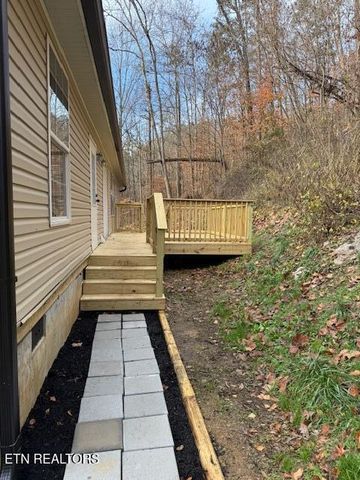 545 E Brushy Valley Drive, Powell, TN 37849