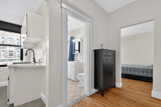 107 Jersey St 5-7, Boston, MA 02215
