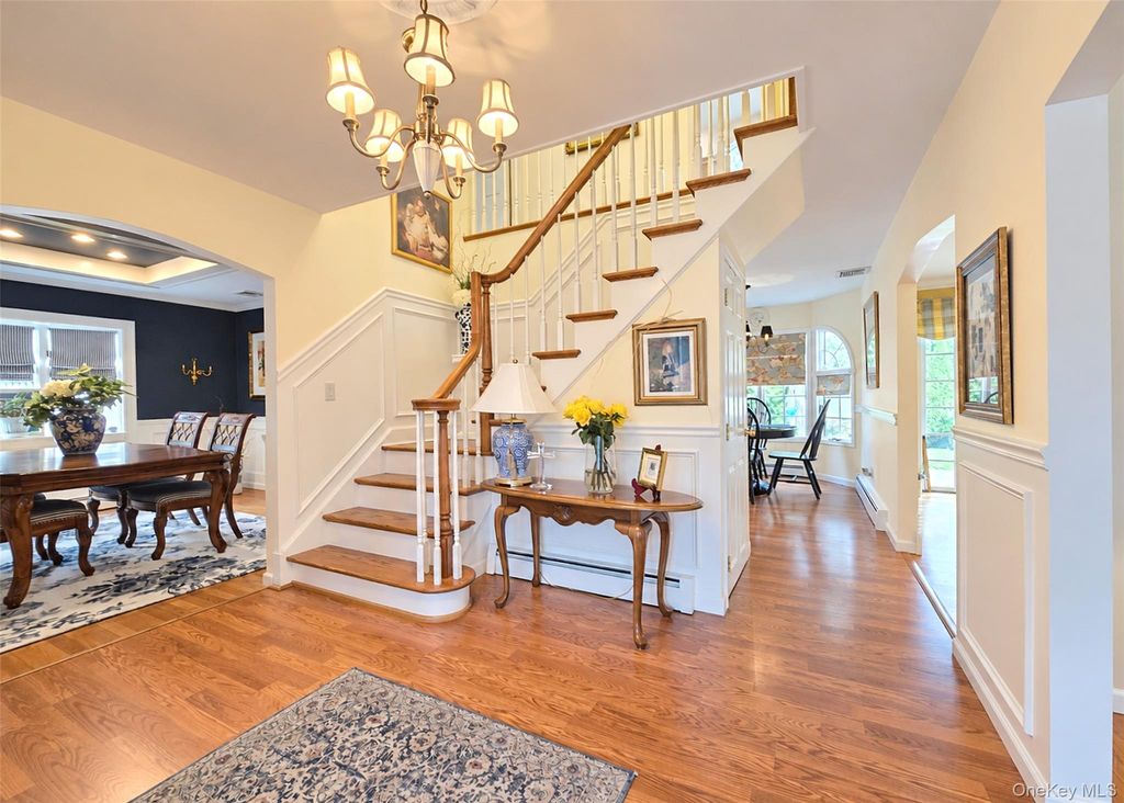 7 Colmar Avenue, Lake Grove, NY 11755 — photo 3