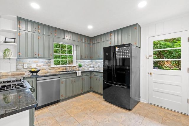 2335 Tilson Circle, Decatur, GA 30032