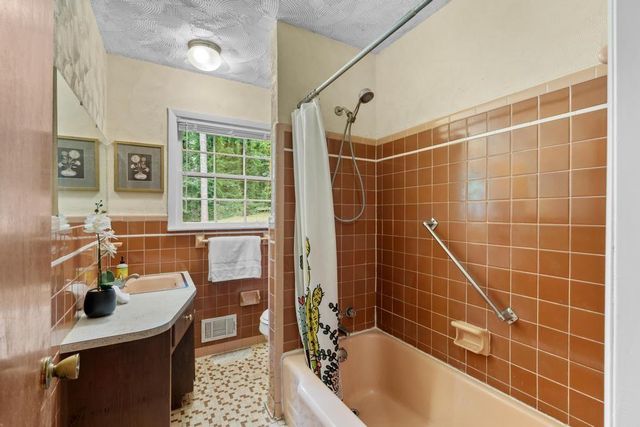 2335 Tilson Circle, Decatur, GA 30032
