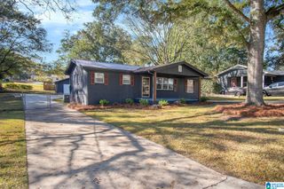 945 5TH AVENUE SW, Alabaster, AL 35007