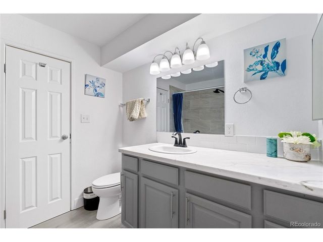 7455 E Quincy Ave 204, Denver, CO 80237