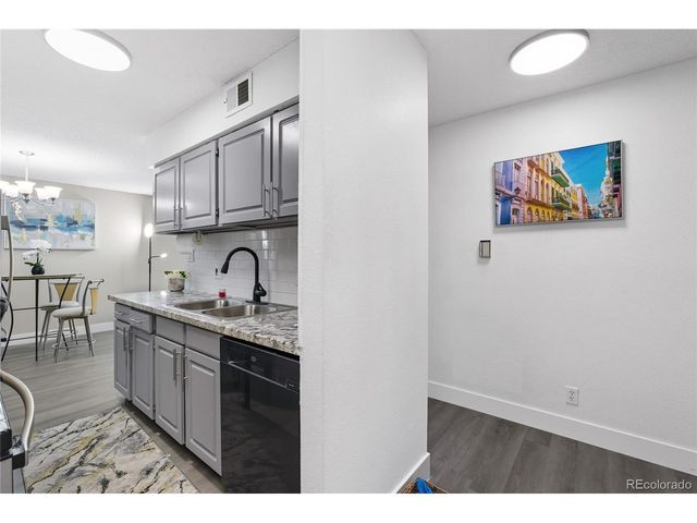 7455 E Quincy Ave 204, Denver, CO 80237