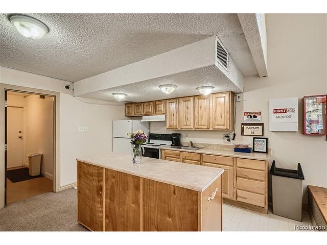 7455 E Quincy Ave 204, Denver, CO 80237