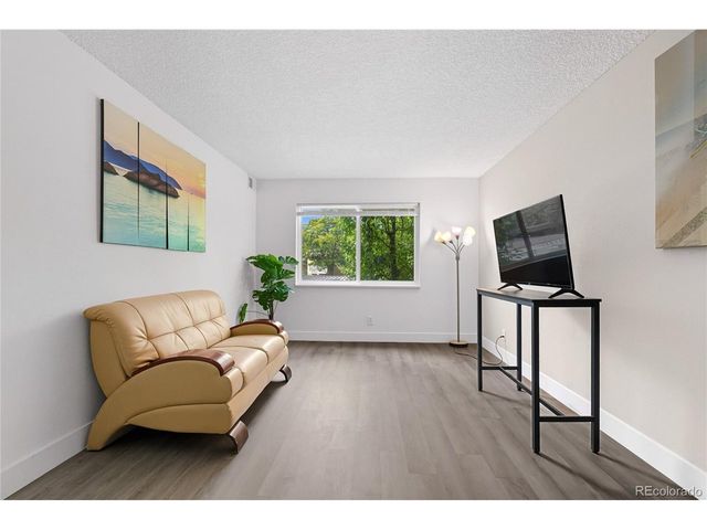 7455 E Quincy Ave 204, Denver, CO 80237